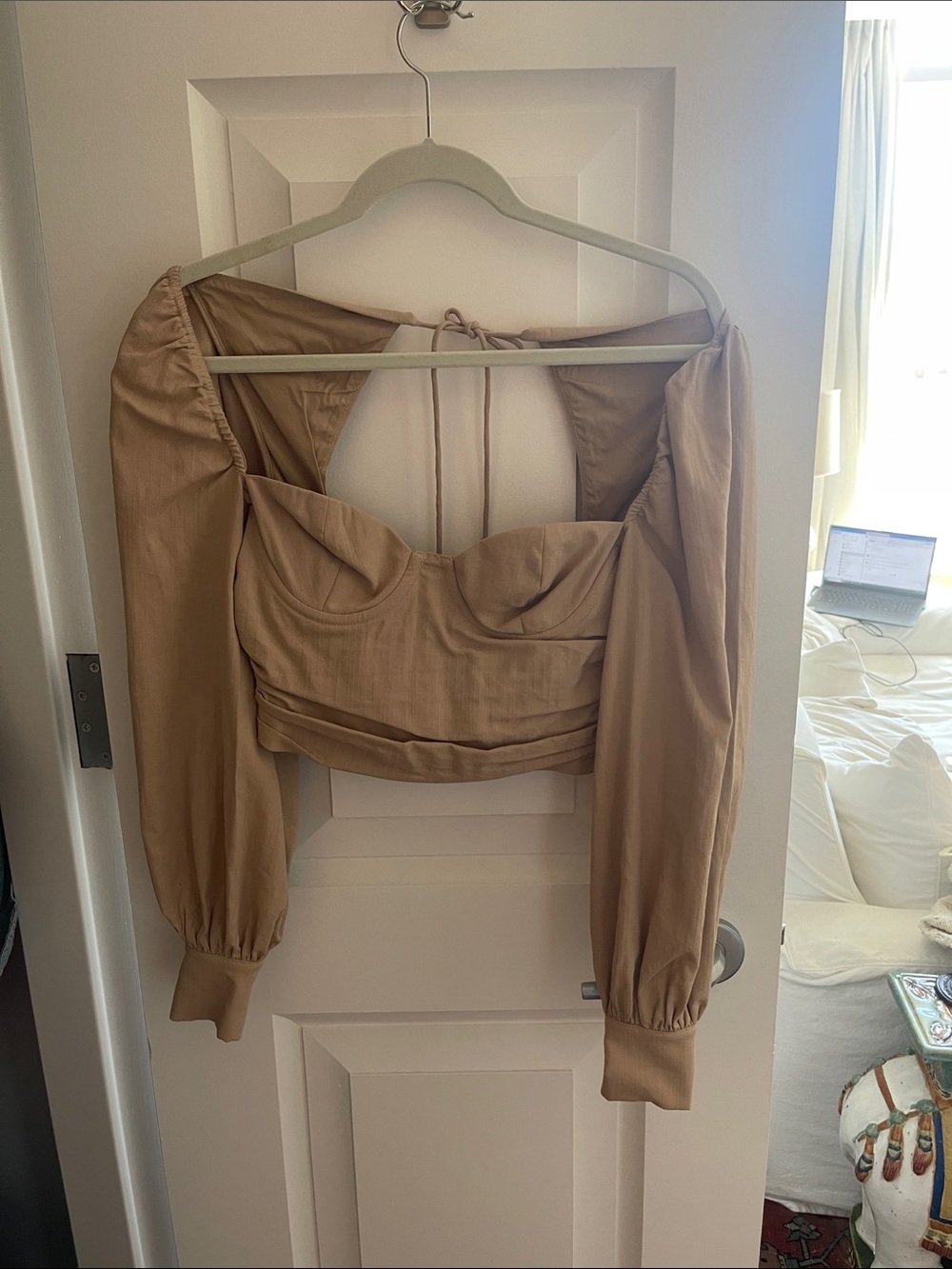MAJORELLE Taupe Puff-Sleeve Crop Blouse